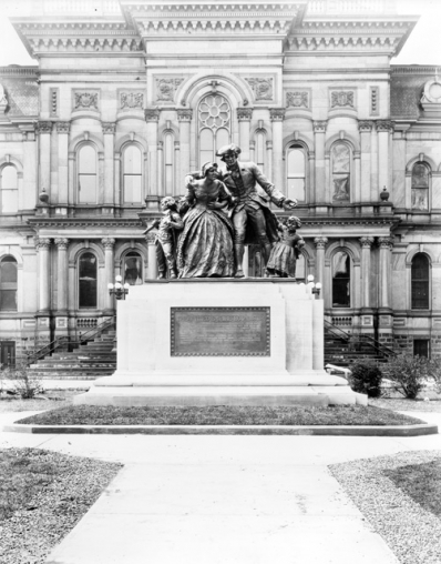 United Empire Loyalist Statue in Courthouse Square