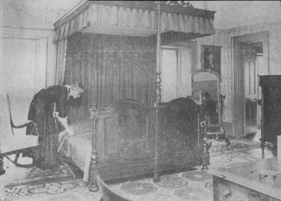 Bedroom at Dundurn Castle, Hamilton, Ontario Bedroom at Dundurn Castle, Hamilton